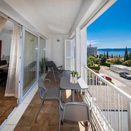 Apartments Casa Bianca Crikvenica Esterno foto