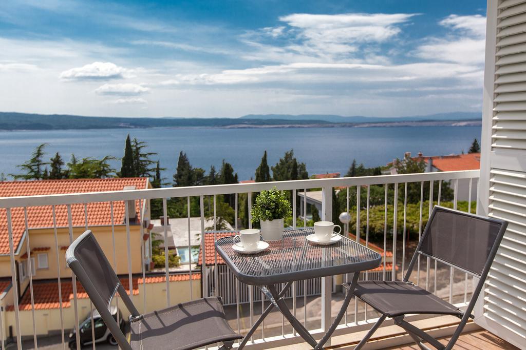 Apartments Casa Bianca Crikvenica Esterno foto
