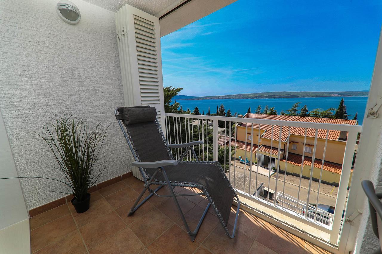 Apartments Casa Bianca Crikvenica Esterno foto