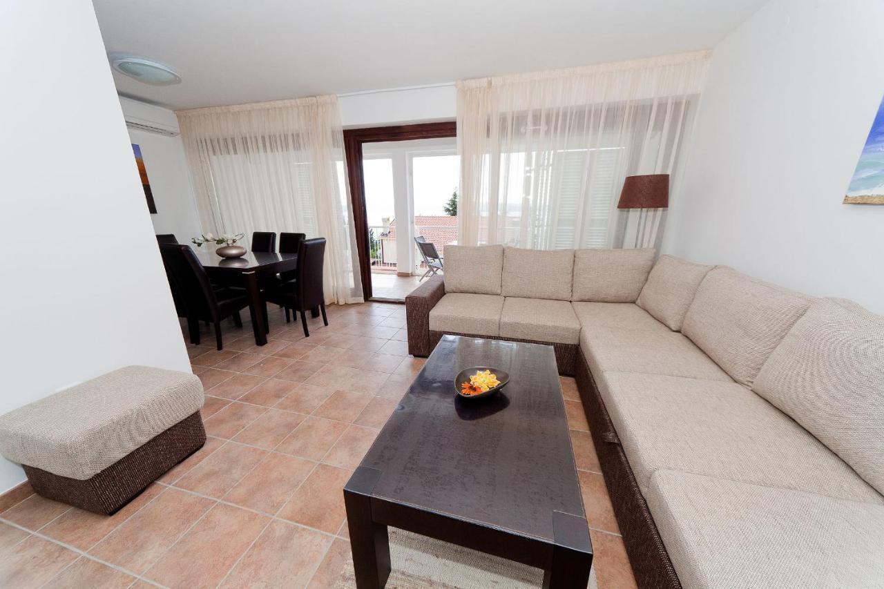 Apartments Casa Bianca Crikvenica Camera foto